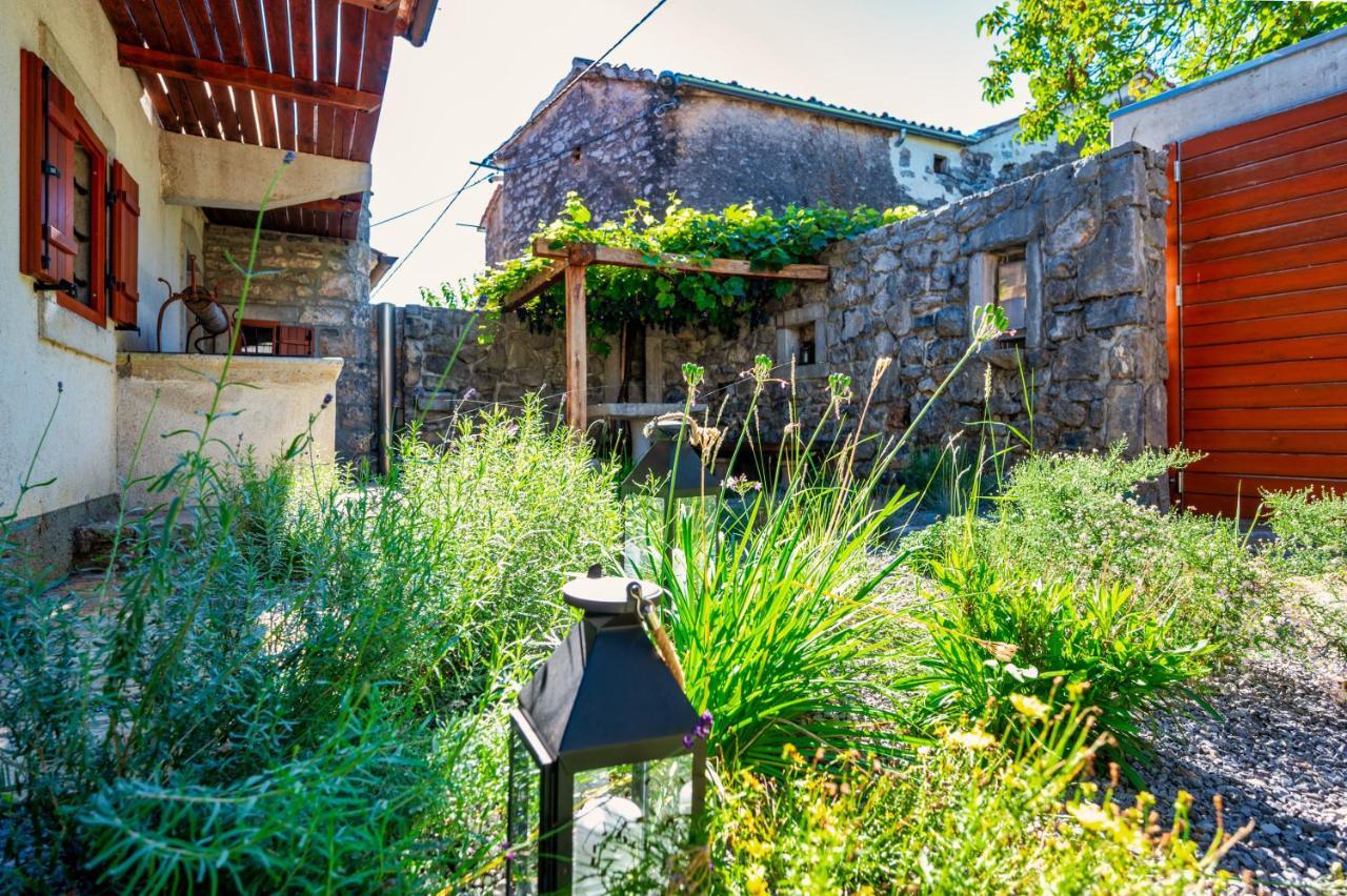 Villa Karst House Zan Pliskovica With Private Pool Dutovlje Exterior foto
